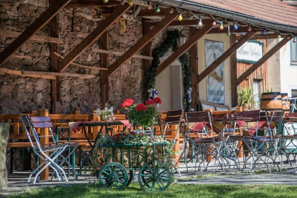 Gasthof Zur Post Eschlkam Exterior foto